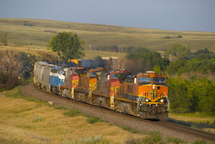 GN 441 enters Montana