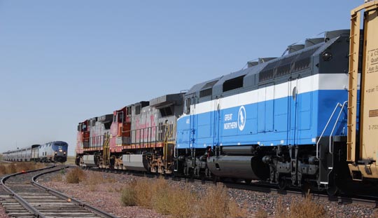 GN 441 meets Amtrak's Empire Builder